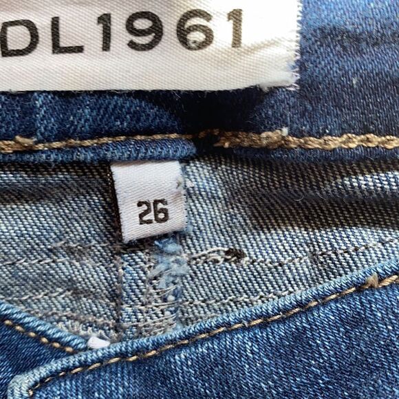 DL1961 Margaux Instasculpt. Size 26.  Very good condition. - Picture 3 of 12